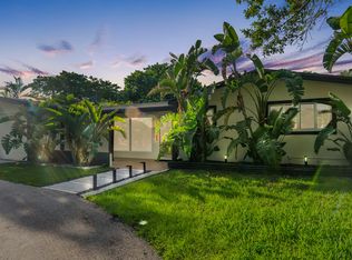 2211 NE 62nd St, Fort Lauderdale, FL 33308
