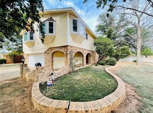 501 Sequoyah Ln, Altus, OK 73521