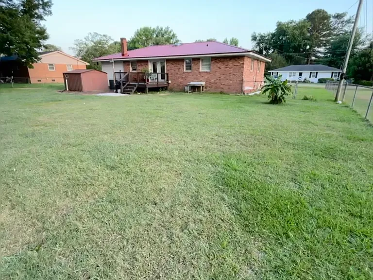 308 Pace St — Photo 2