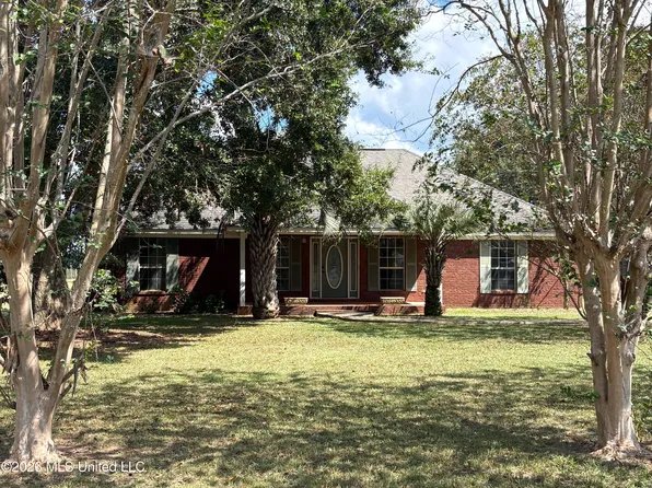 114 Tipton Ln, Lucedale, MS 39452