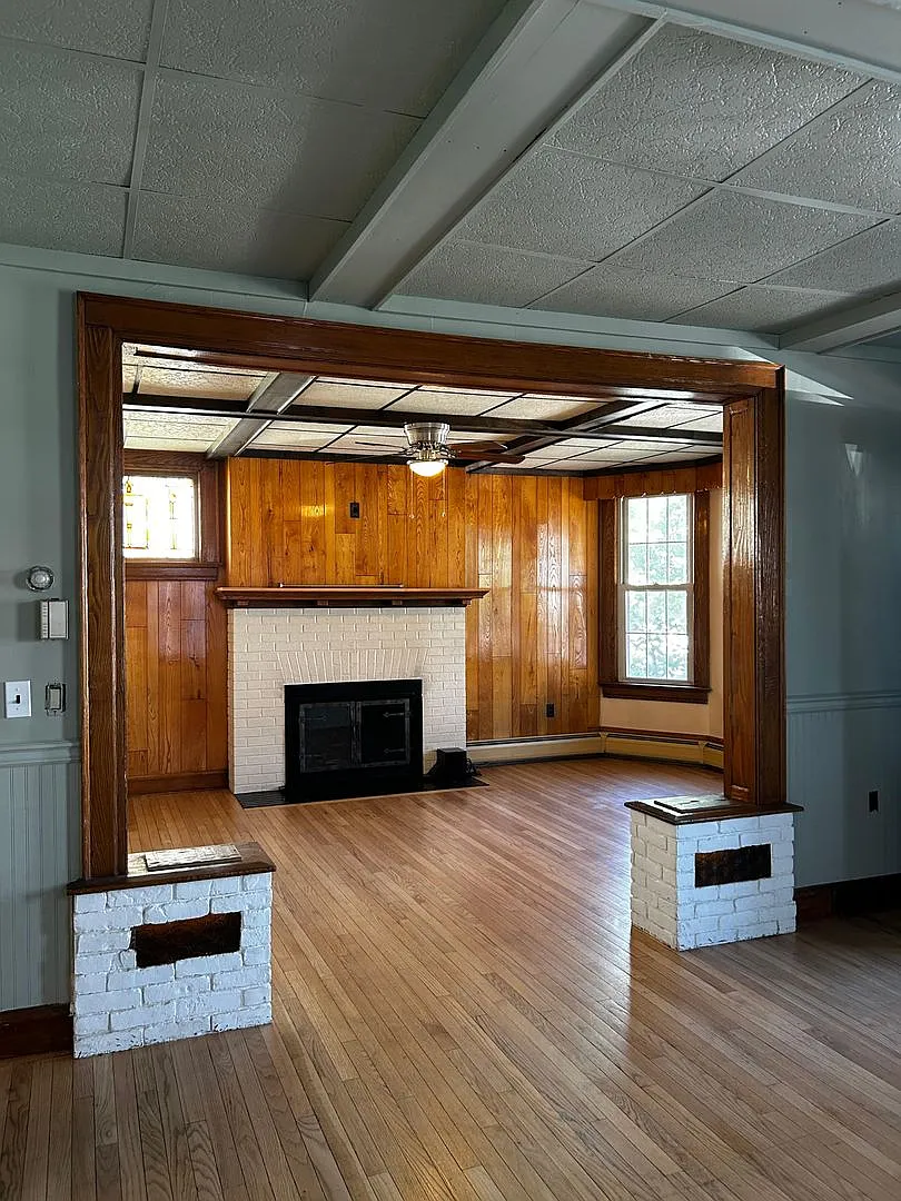 308 North Blakely Street — Photo 4