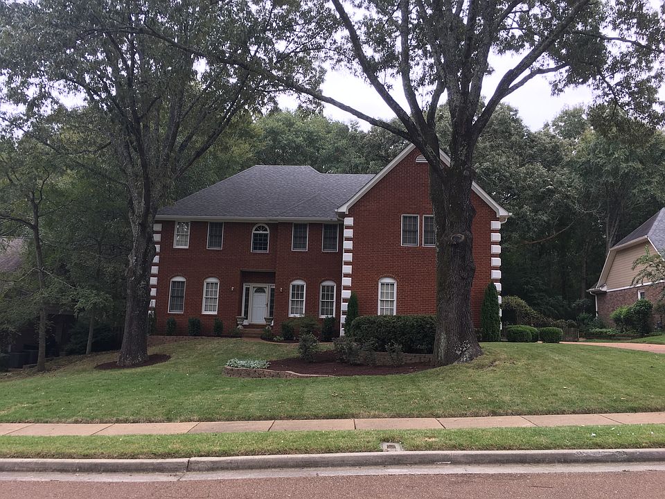 1st image of 750 Crestover Dr