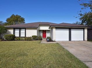 16326 Summer Dew Ln, Houston, TX 77095