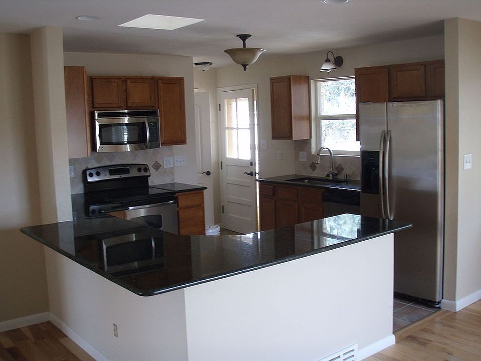 Kitchen Stainless Granite & Open