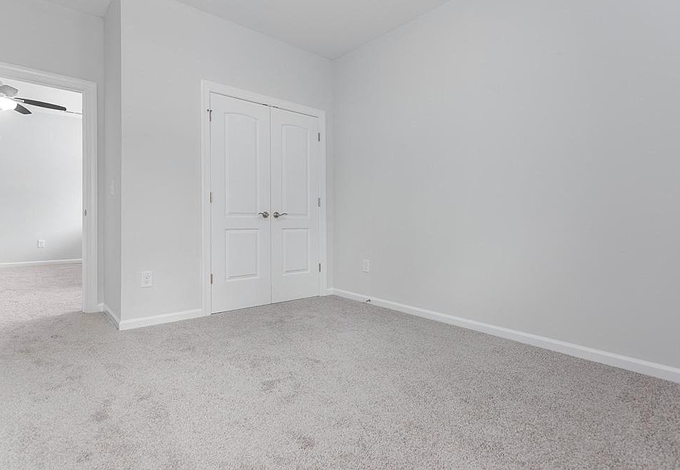 1200 Waterford Lake Cary NC Zillow