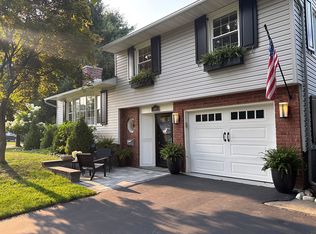 60 Carson Rd, Delmar, NY 12054