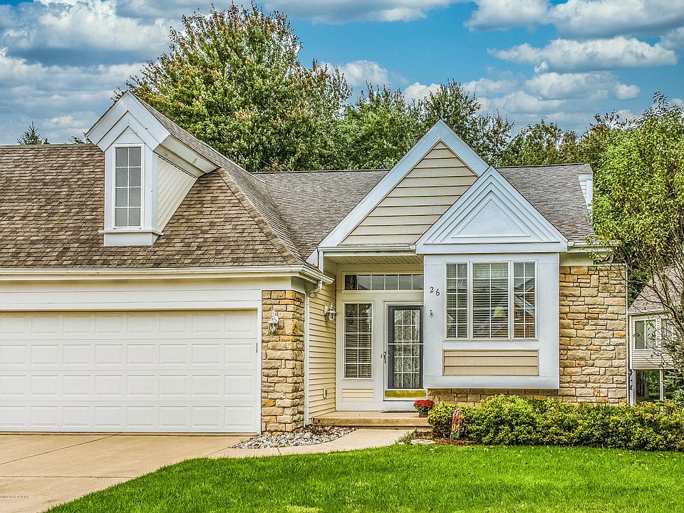 1st image of 26 Aviemore Dr