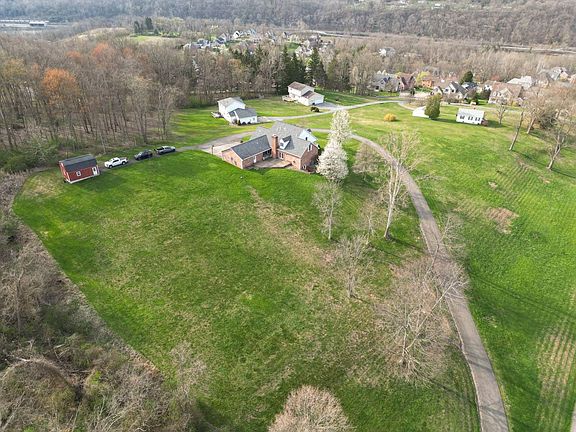 3rd image of 101 McCormick Hollow Rd
