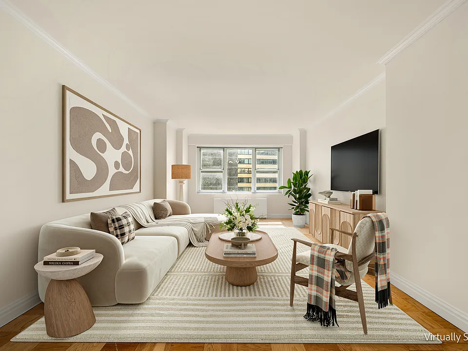 159 W 53rd St #33D