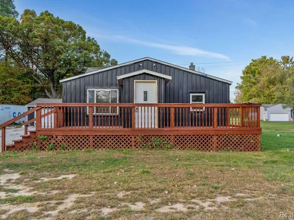 3137 E Vienna Rd, Clio, MI 48420