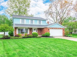 24795 Framingham Dr, Westlake, OH 44145