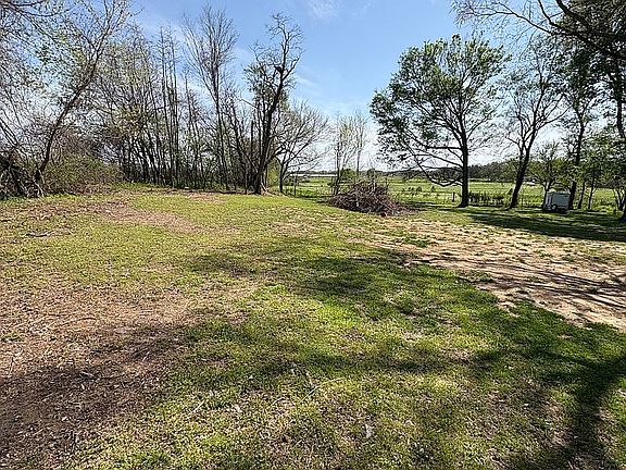 5th image of 669 Rheas Mill Rd