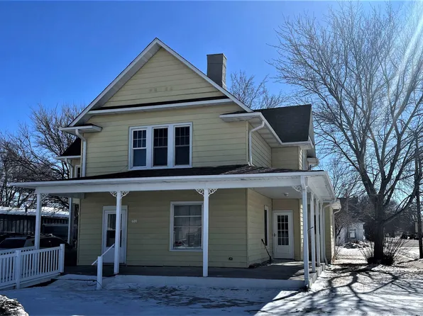 609 Knight St, Bertrand, NE 68927