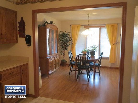 5th image of 885 Winter Park Dr