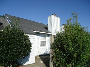 140 Witten Cir APT C, Havelock, NC 28532