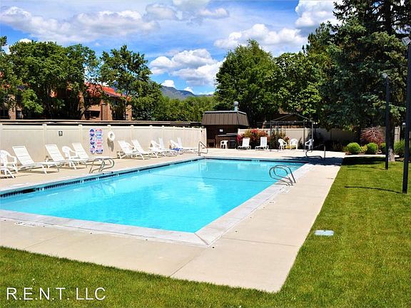 3rd image of 4868 S Highland Cir APT 2