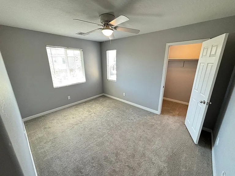 10612 Forum Peak Ln — Photo 28