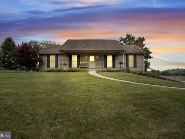 338 Richland Rd, Carlisle, PA 17015