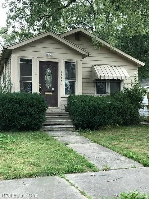 6044 N Plainview St photo 1