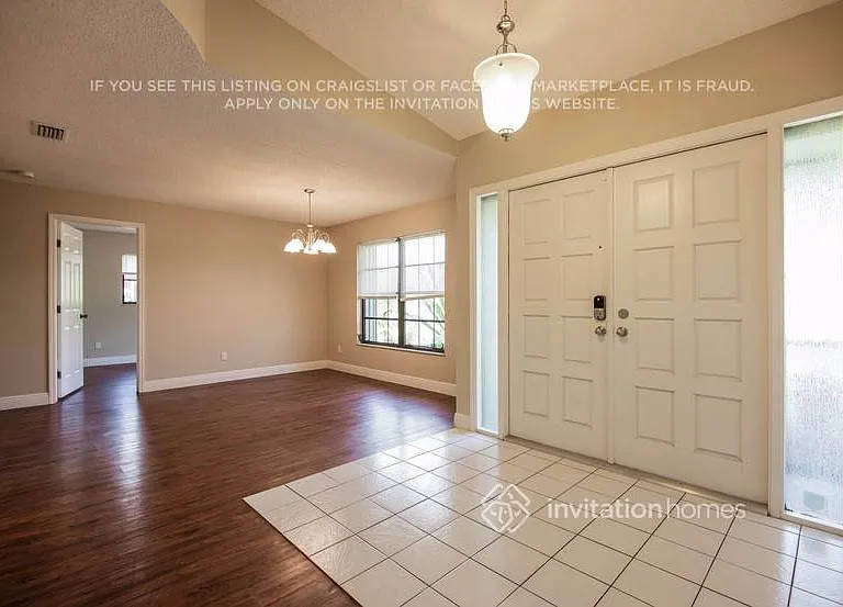 2212 Viscaya Pkwy — Photo 3