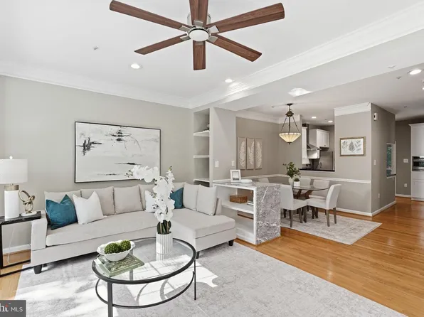 3298 Mount Vernon Ave, Alexandria, VA 22305