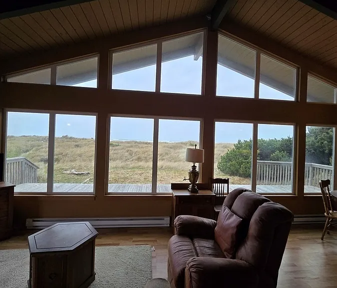 1902 NW Oceania Dr — Photo 13