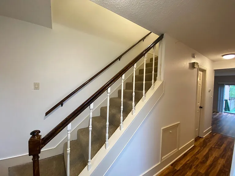 1730 Beechwood Cir N — Photo 11