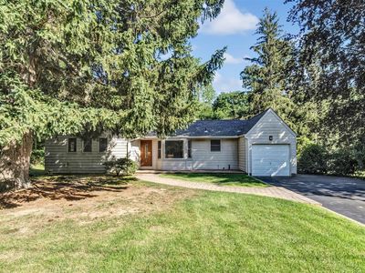 24 Summerset Drive, Smithtown, NY, 11787