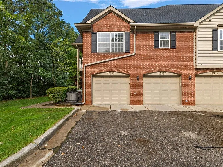 47855 Cardiff Ave — Photo 3