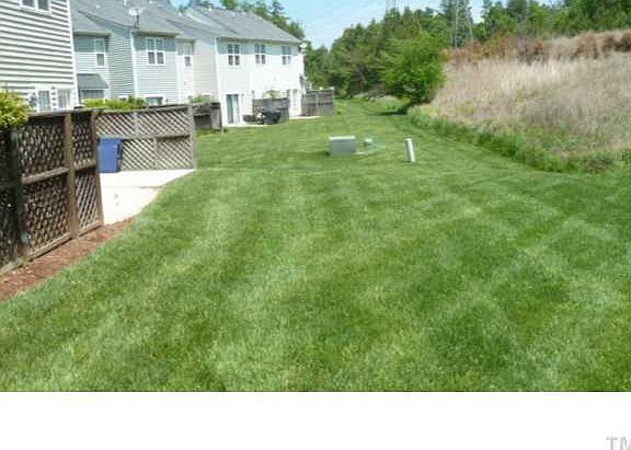 3rd image of 6611 Rossford Ln