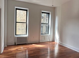 207 8th Ave APT 3R, New York, NY 10011