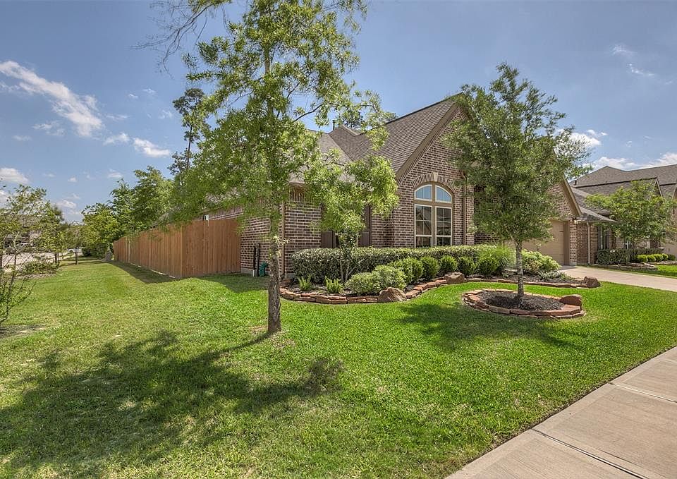 2nd image of 1711 Wickham Reach Dr