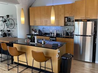 210 Lincoln St #504, Boston, MA 02111