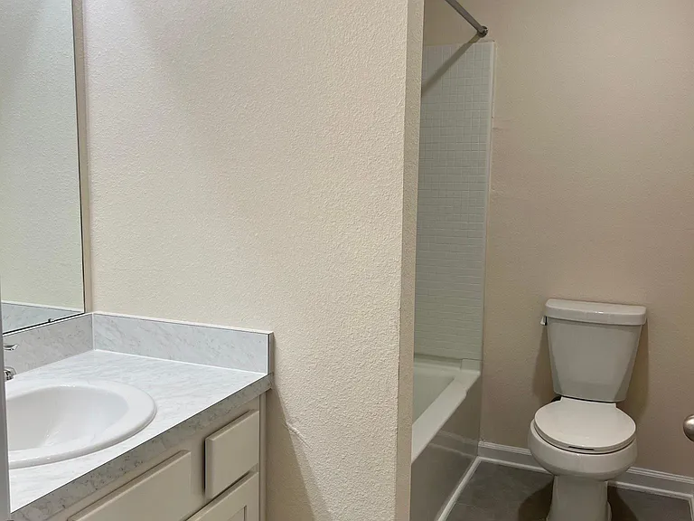 870 Observatory Pkwy — Photo 17