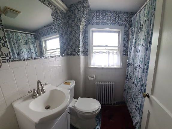 4th image of 9 Hobson Ave #2