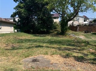 2708 Monroe Ave, Saint Albans, WV 25177