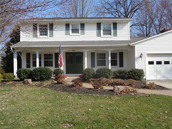 2nd image of 4986 Woodview Dr