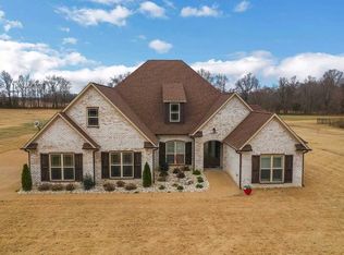 251 Esquire Peek Rd, Humboldt, TN 38343