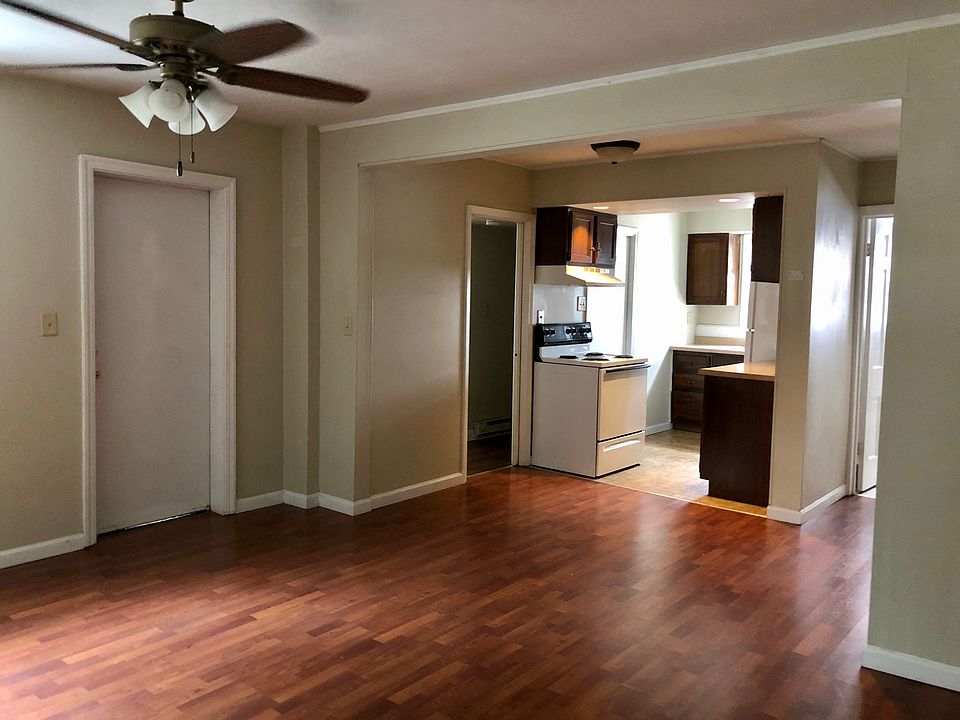 1st image of 945 S 2nd St #104