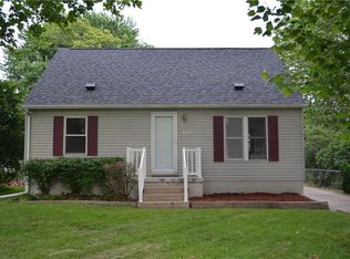 4317 70th St, Urbandale, IA 50322