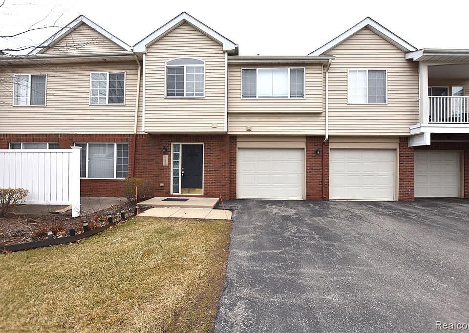 1st image of 22031 Fairlane Blvd