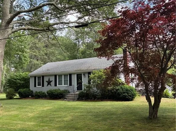 762 Waites Corner Rd, South Kingstown, RI 02892