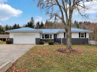 236 Elm Dr, Newark, OH 43055