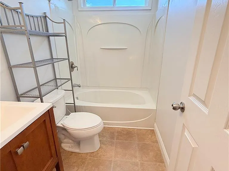 153 Greystone Cir — Photo 20