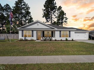 105 Long Pine Dr, Springfield, GA 31329