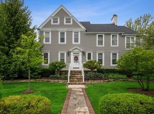 238 Ridge Ave, Winnetka, IL 60093