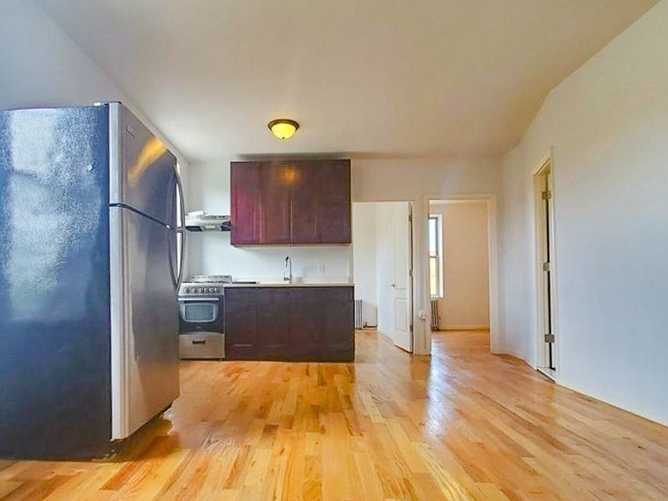 1st image of 1456 Jefferson Ave #2F