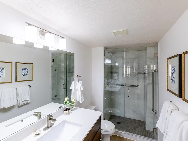 Brigham Apartments — Photo 15