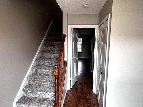2nd image of 20311 Kellys Ln