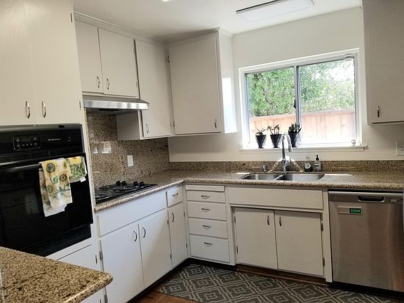5th image of 1508 Kentfield Ave